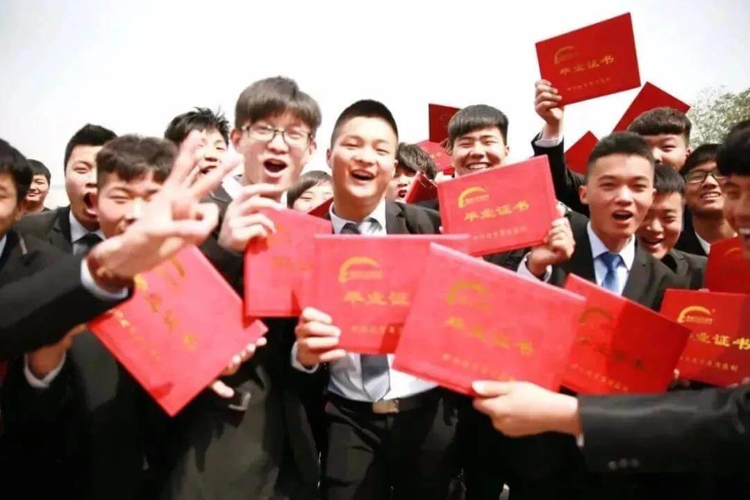 “职”为你来！带你揭秘赣州新东方是如何保障学生就业的！