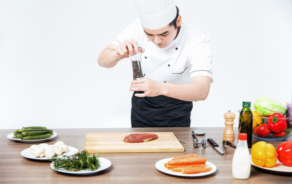 在厨师学校能学到什么？有五种技能伴随你一辈子！