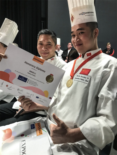 世界杯烹饪大赛:中国李大成老师带领甜蜜时光代表队