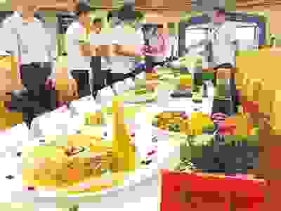 2017年珠海市职业技能竞赛中式烹调师竞赛举行