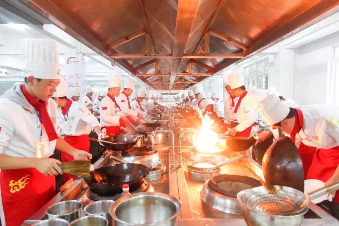 打工返乡 | 学餐饮创业就到赣州新东方，2024年开店当老板！