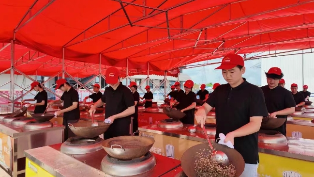 家校同心鉴成长,赴一场技能之约|赣州新东方厨王全科2502班家长鉴证会温情落幕